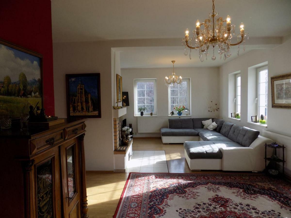 Landhaus Florian Apartment Rovensko pod Troskami ภายนอก รูปภาพ