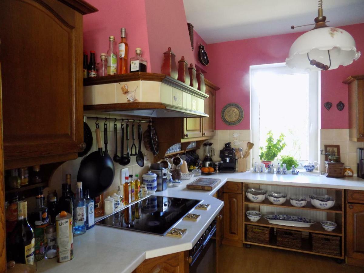 Landhaus Florian Apartment Rovensko pod Troskami ภายนอก รูปภาพ